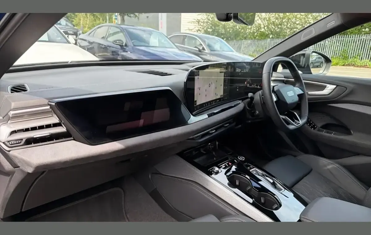 Used Audi A5 Advanced 200 HP (147 kW) 2025 Blue Estate