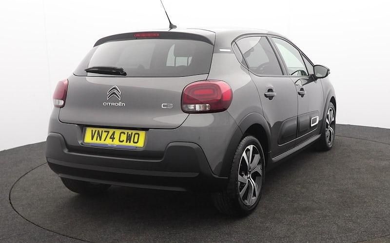 Używany Citroën C3 PureTech 110 KM (80 kW) 2024 Szary Hatchback