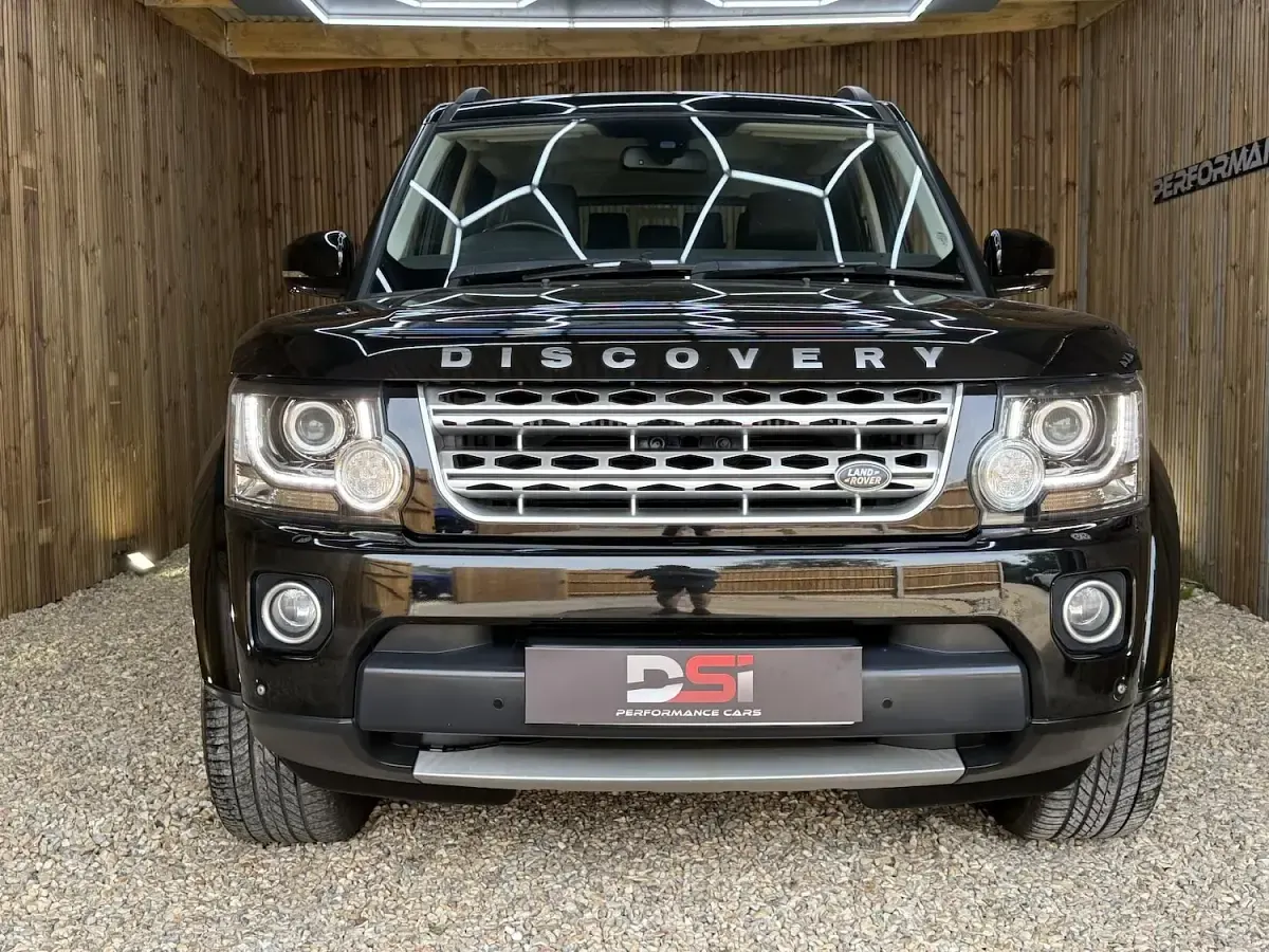 Used Land Rover Discovery 4 HSE Luxury 255 HP (187 kW) 2015 Black SUV