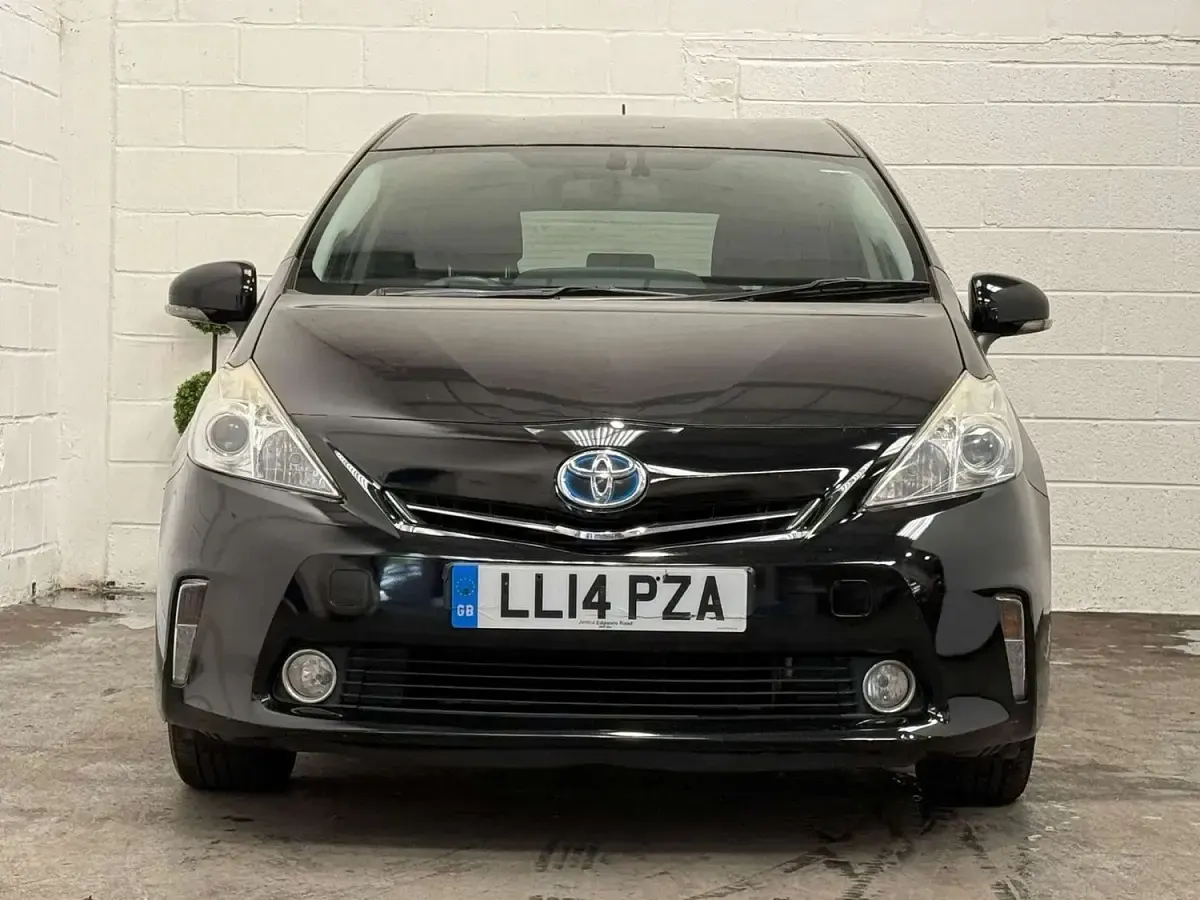 Used Toyota Prius+ 136 HP (100 kW) 2014 Black MPV