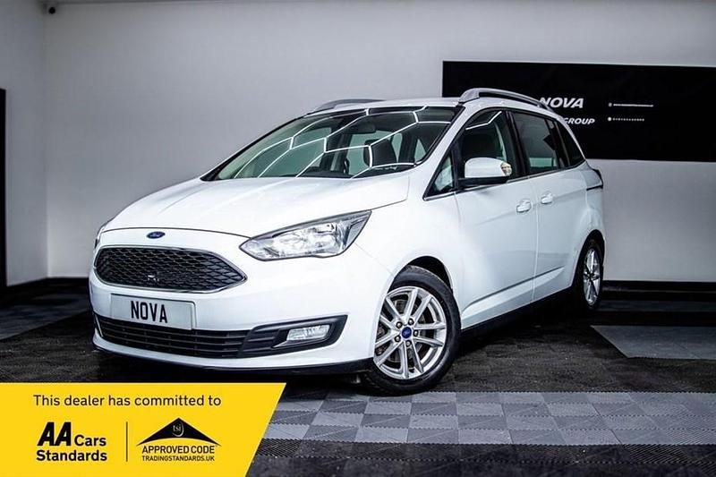 White Used 2016 Ford Grand C-Max Zetec MPV | £10,900 (Fair price) - Image 1/1