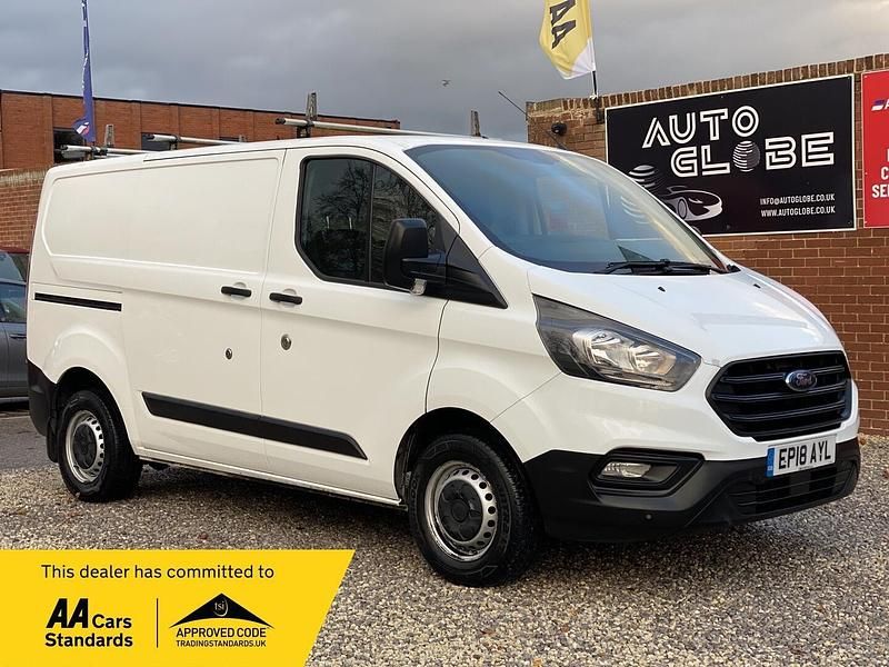 White Used 2018 Ford Transit Custom Van | £8,990 (Good price) - Image 1/3