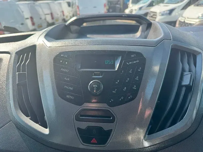 Used Ford Transit 130 HP (95 kW) 2019 White Van