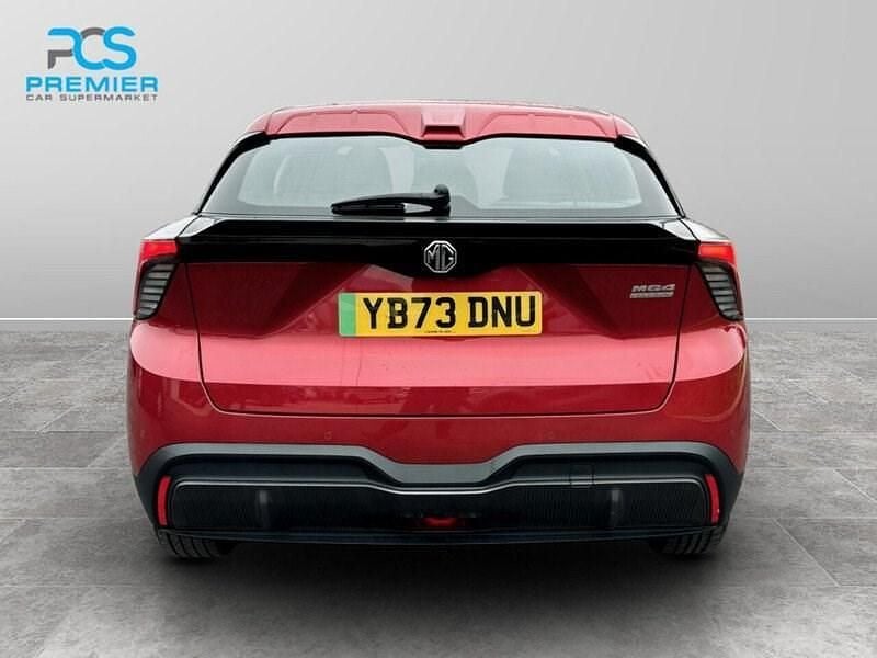 Used MG MG4 EV SE 319 kW (435 HP) 2023 Red Hatchback