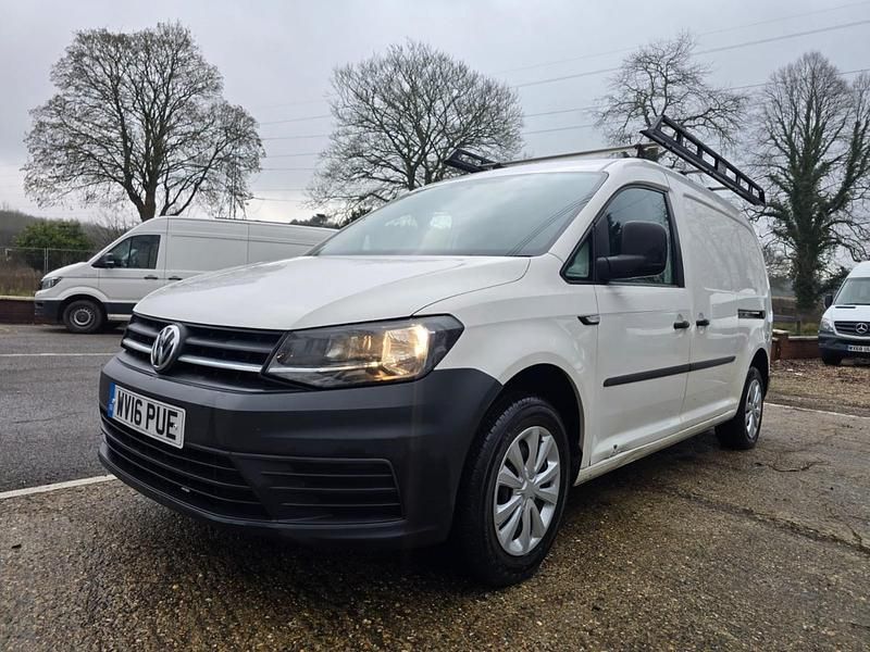Usado VW Caddy Maxi Startline 2016 Branco Monovolume
