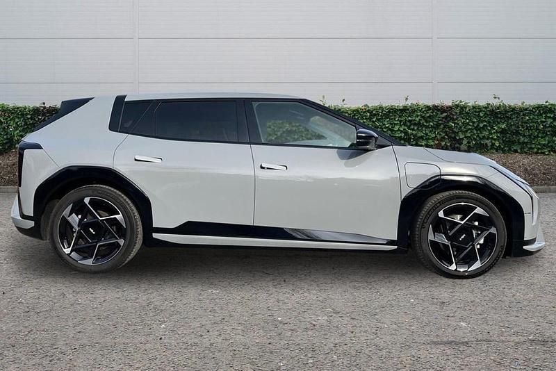 Begagnad Kia EV4 GT-Line 150 kW (204 HK) 2025 Halvkombi
