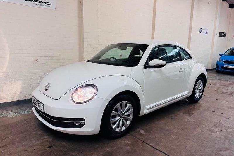 Used VW Beetle Design 2013 White Hatchback
