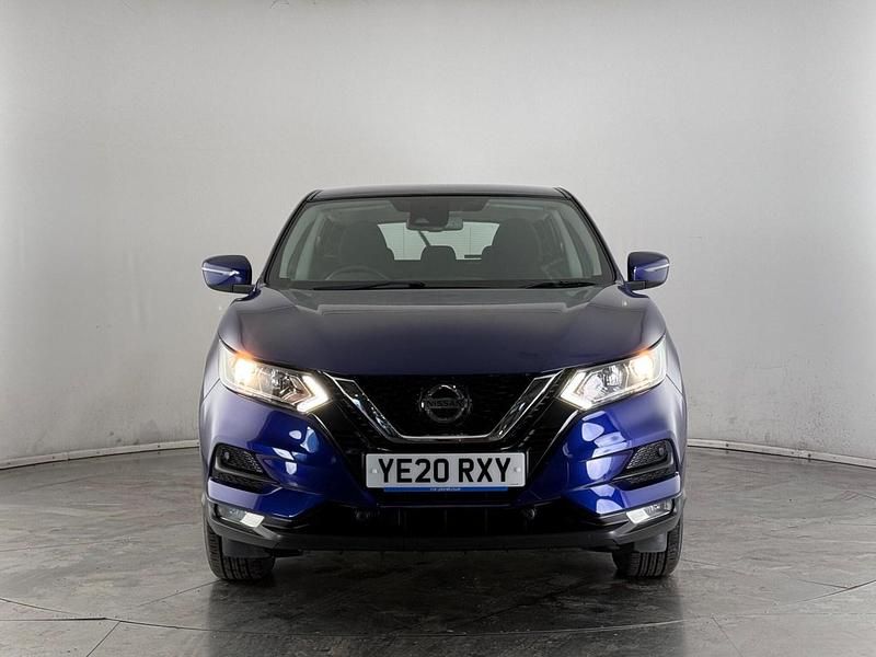 Used Nissan Qashqai Acenta Premium 140 HP (102 kW) 2020 Blue SUV