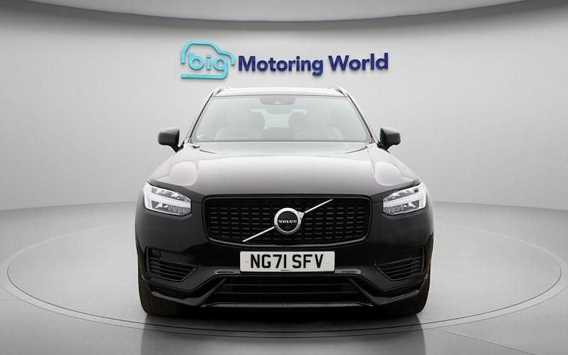 Used Volvo XC90 R-Design 455 HP (334 kW) 2021 Black SUV