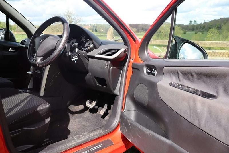 Used Peugeot 207 Sport 120 HP (88 kW) 2010 Red Hatchback