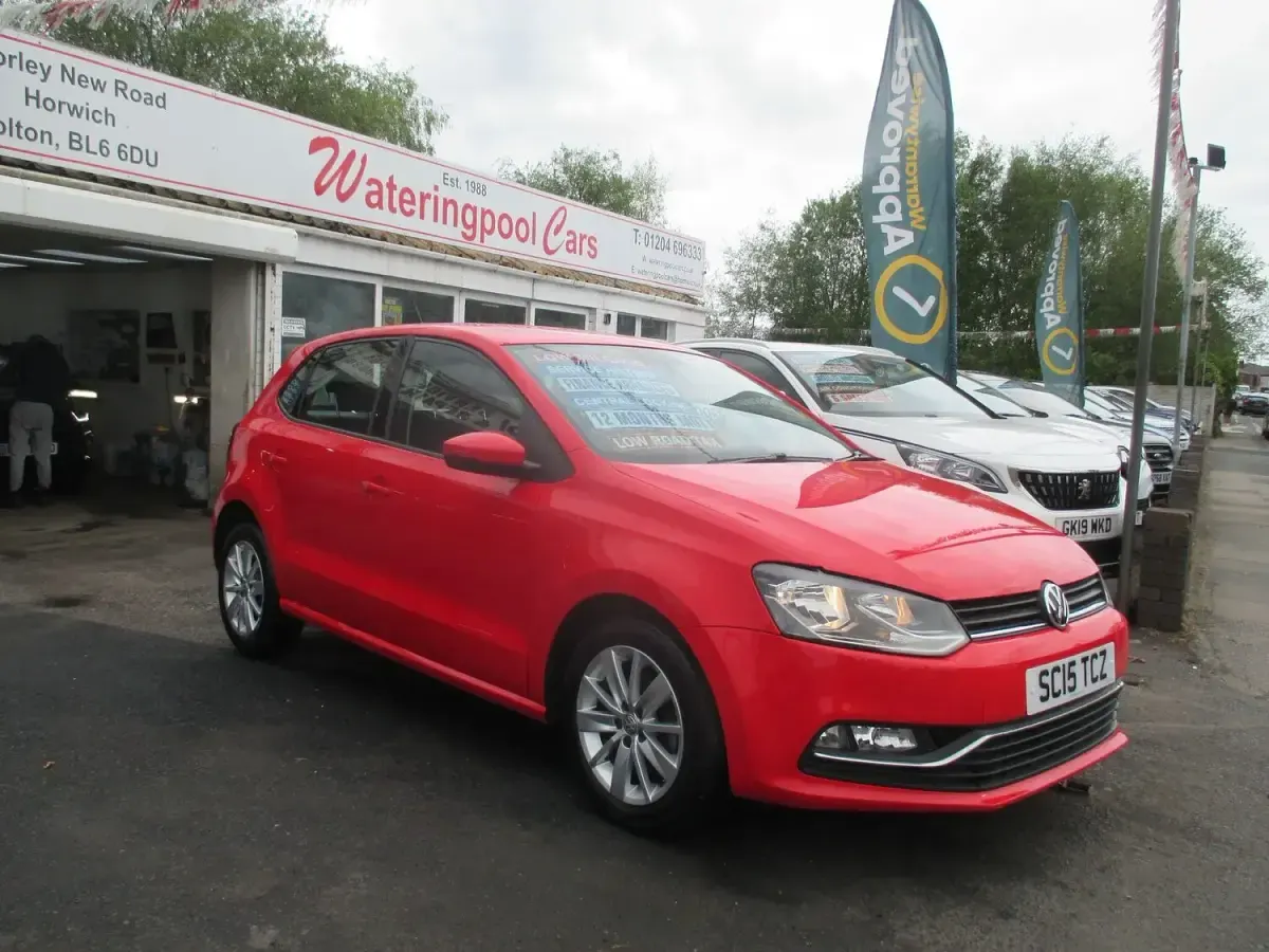 Used VW Polo SE 2015 Red Hatchback