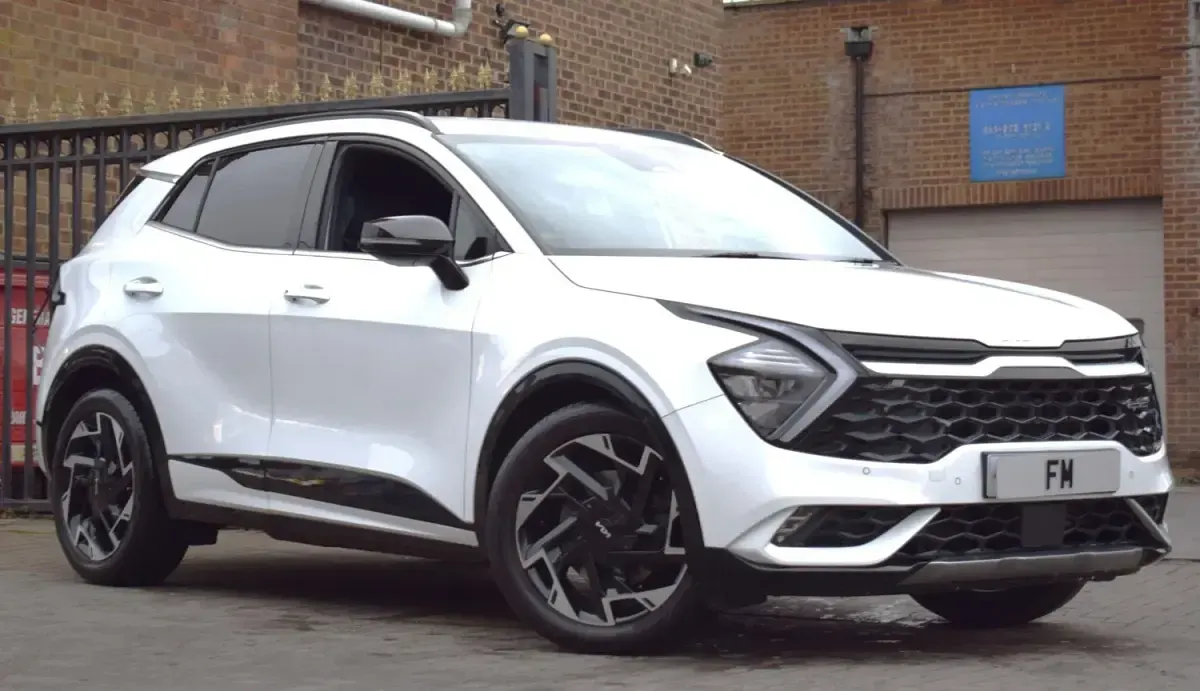 Used Kia Sportage GT-Line 148 HP (108 kW) 2023 White SUV