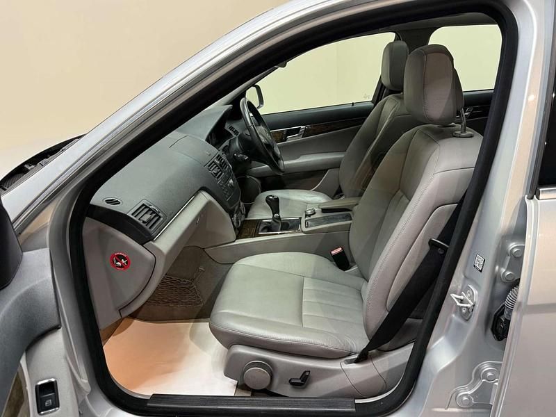 Used Mercedes C180 Elegance 2007 Silver Sedan