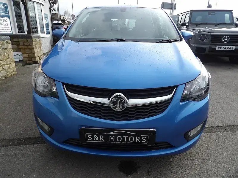 Used Vauxhall Viva 75 HP (55 kW) 2017 Blue Hatchback