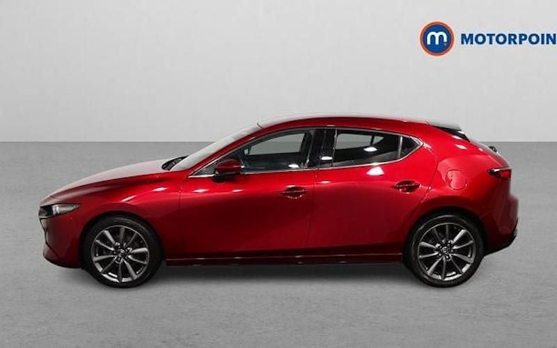 Used Mazda 3 Edition 122 HP (89 kW) 2022 Red Hatchback