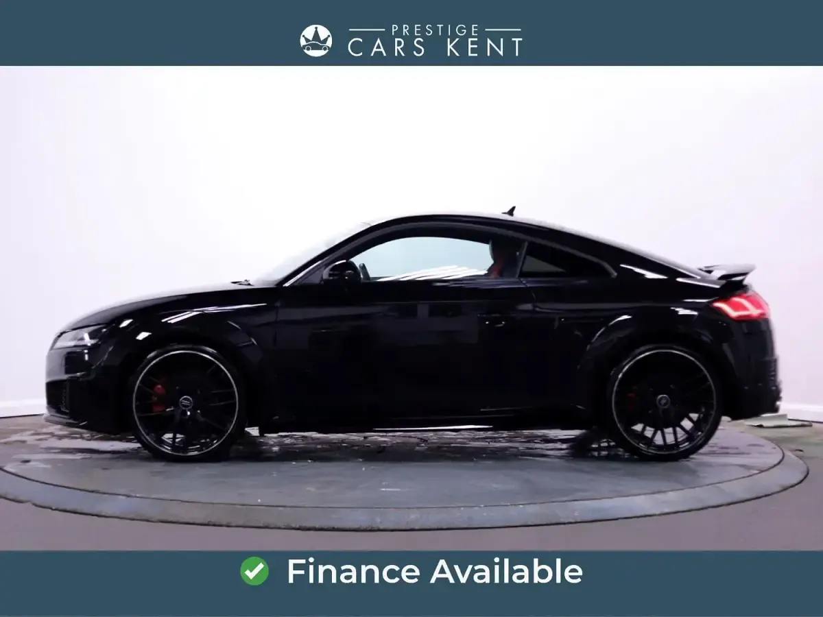 Begagnad Audi TTS Sport 2022 Svart Sportkupé