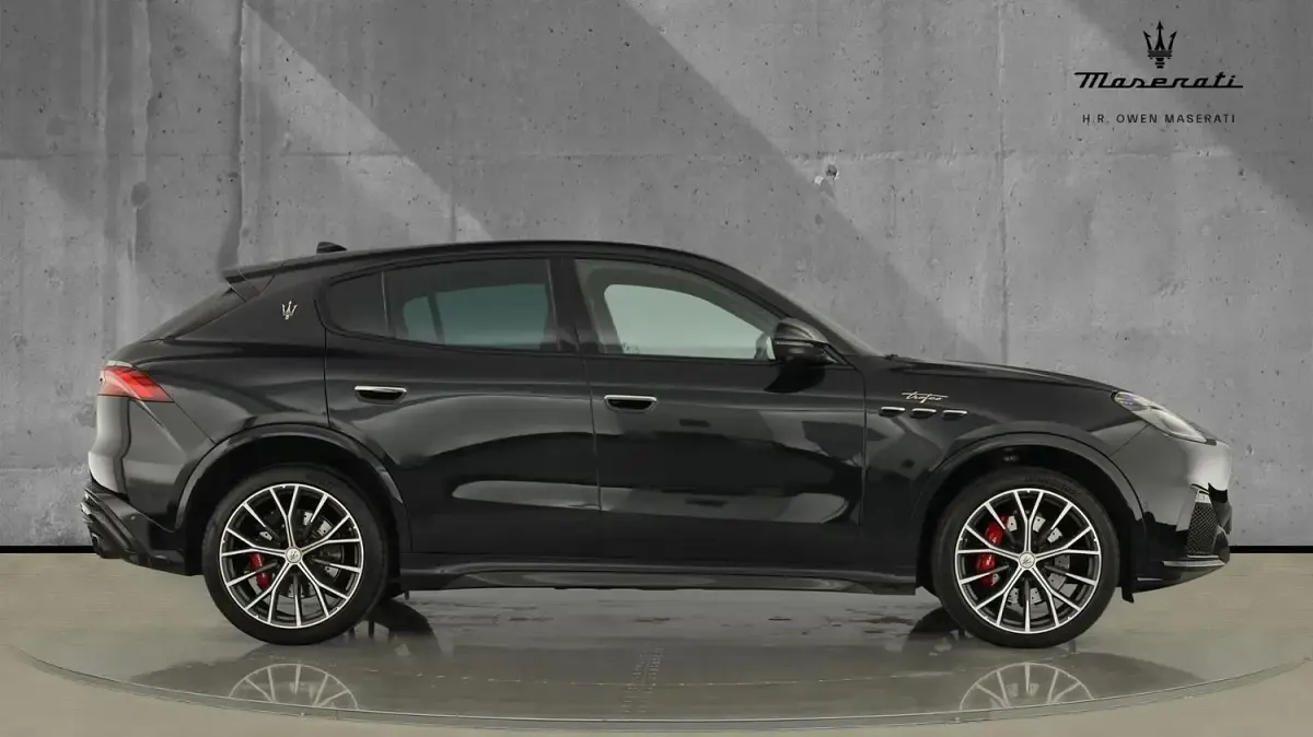 Used Maserati Grecale 530 HP (389 kW) 2023 Black SUV