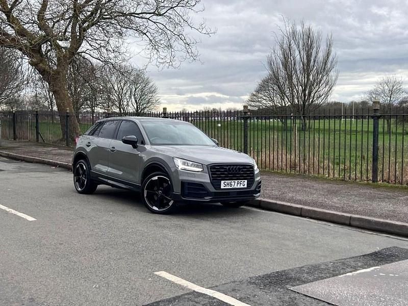 Used Audi Q2 Exclusive 150 HP (110 kW) 2017 Grey SUV