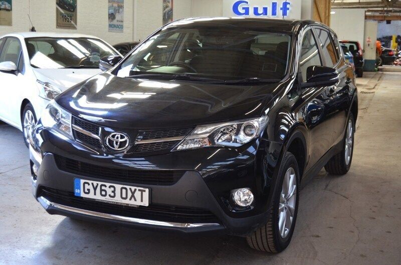 Black Used 2013 Toyota RAV4 SUV | £10,495 (Fair price) - Image 1/4