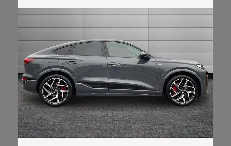 Used Audi Q6 e-tron Advanced 284 kW (387 HP) 2025 Grey SUV