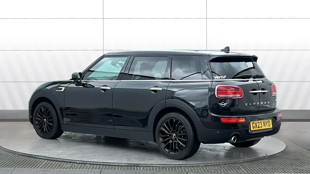 Used Mini Clubman Classic 136 HP (100 kW) 2023 Black Estate