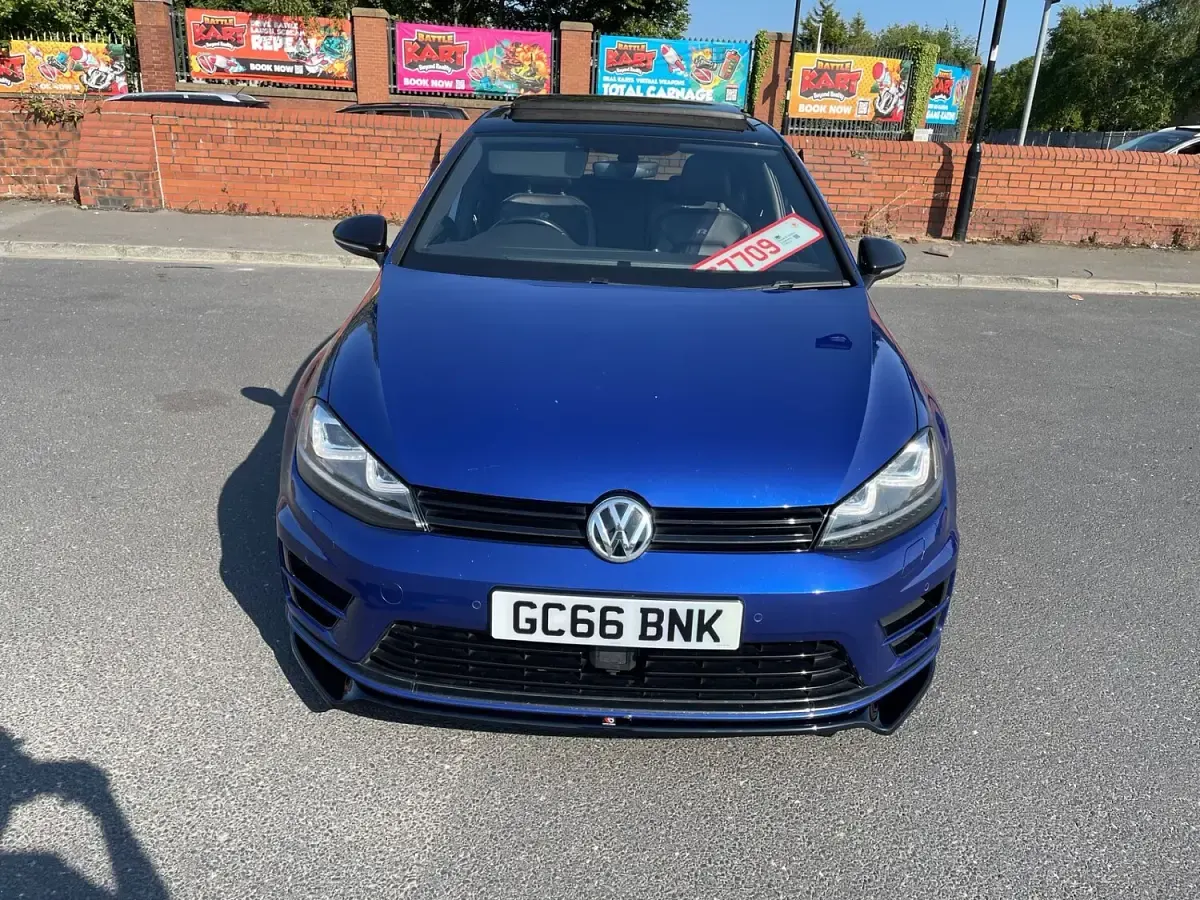 Used VW Golf VII R 2016 Blue Hatchback