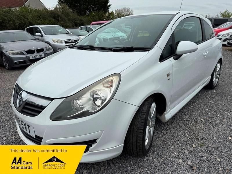 Second-hand Vauxhall Corsa 2010 Alb Hatchback