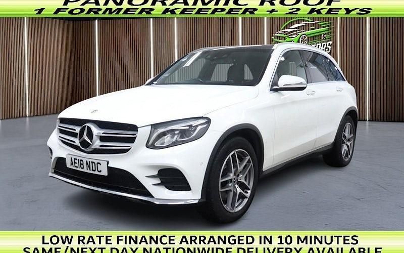 Used Mercedes GLC220 AMG Line Premium 170 HP (125 kW) 2018 White Estate