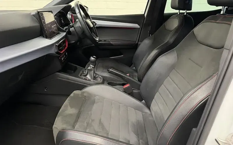 Used Seat Ibiza FR Sport 95 HP (69 kW) 2025 Hatchback