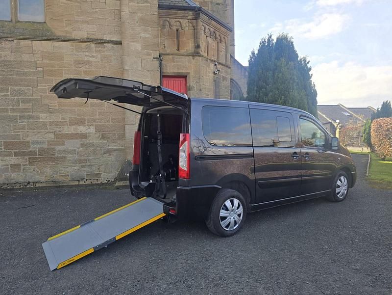 Used Peugeot TePee Comfort 2014 Grey MPV