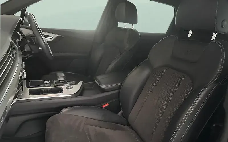 Used Audi Q7 S-Line 218 HP (160 kW) 2018 Black SUV