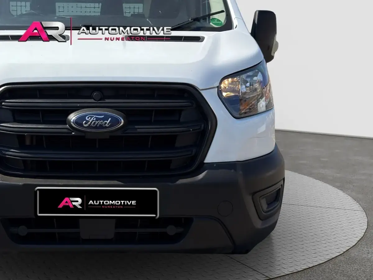 Used Ford Transit 130 HP (95 kW) 2023 White Van