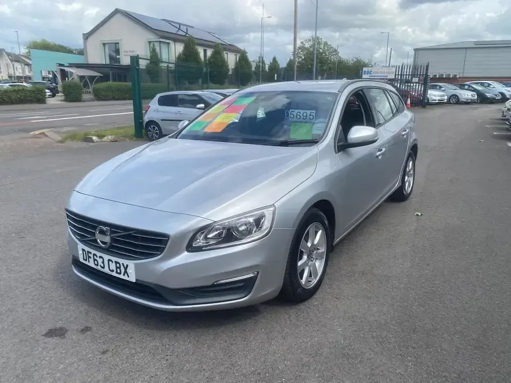 Used Volvo V60 Business Edition 2014 Silver Estate