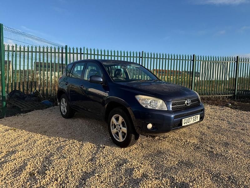 Blue Used 2007 Toyota RAV4 Estate | £2,495 (Fair price) - Image 1/4