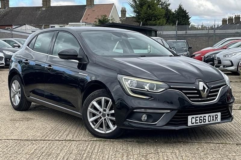 Black Used 2016 Renault Mégane III Dynamique Hatchback | £4,888 (Fair price) - Image 1/1