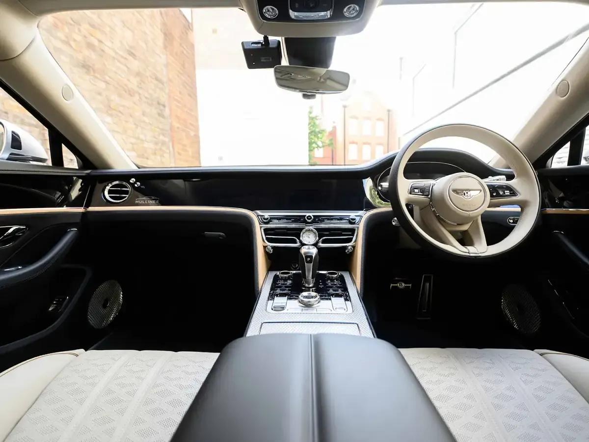 New Bentley Flying Spur Mulliner 2026 Black Sedan