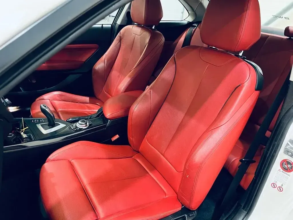Used BMW 220 Sport Line 190 HP (139 kW) 2014 White Coupe