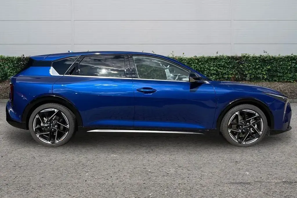 Used Kia K4 GT-Line S 2026 Blue Hatchback