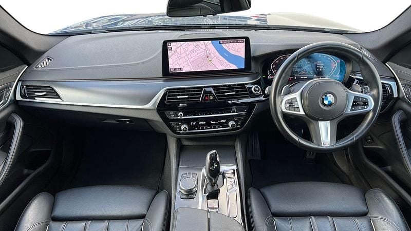 Usado BMW 520 M Sport 187 CV (137 kW) 2023 Azul Familiar