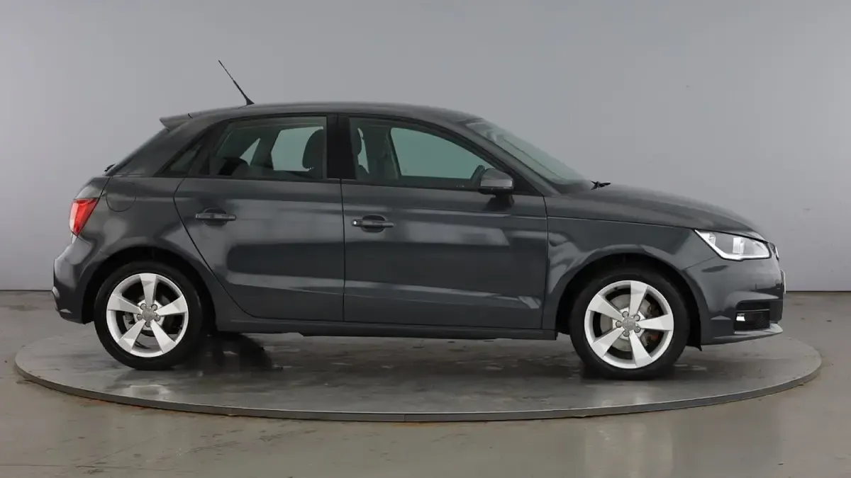 Used Audi A1 Sportback Sport 2018 Nano grey Hatchback