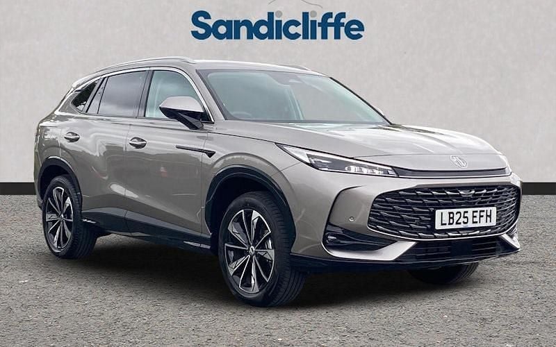 Metallic cosmic silver New 2024 MG HS Trophy SUV | £22,416 (Good price) - Image 1/4