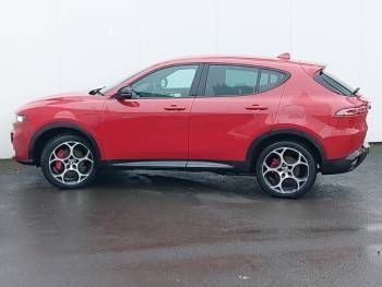 Used Alfa Romeo Tonale Veloce 280 HP (205 kW) 2023 Red SUV