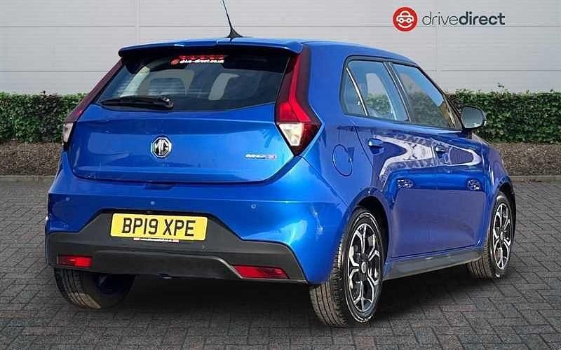 Used MG MG3 Exclusive 106 HP (77 kW) 2019 Blue Hatchback
