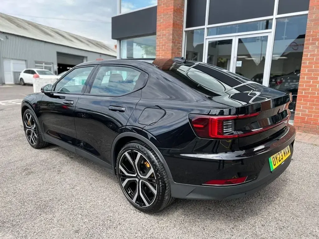 Usado Polestar 2 Plus 350 kW (476 CV) 2023 Negro Utilitario
