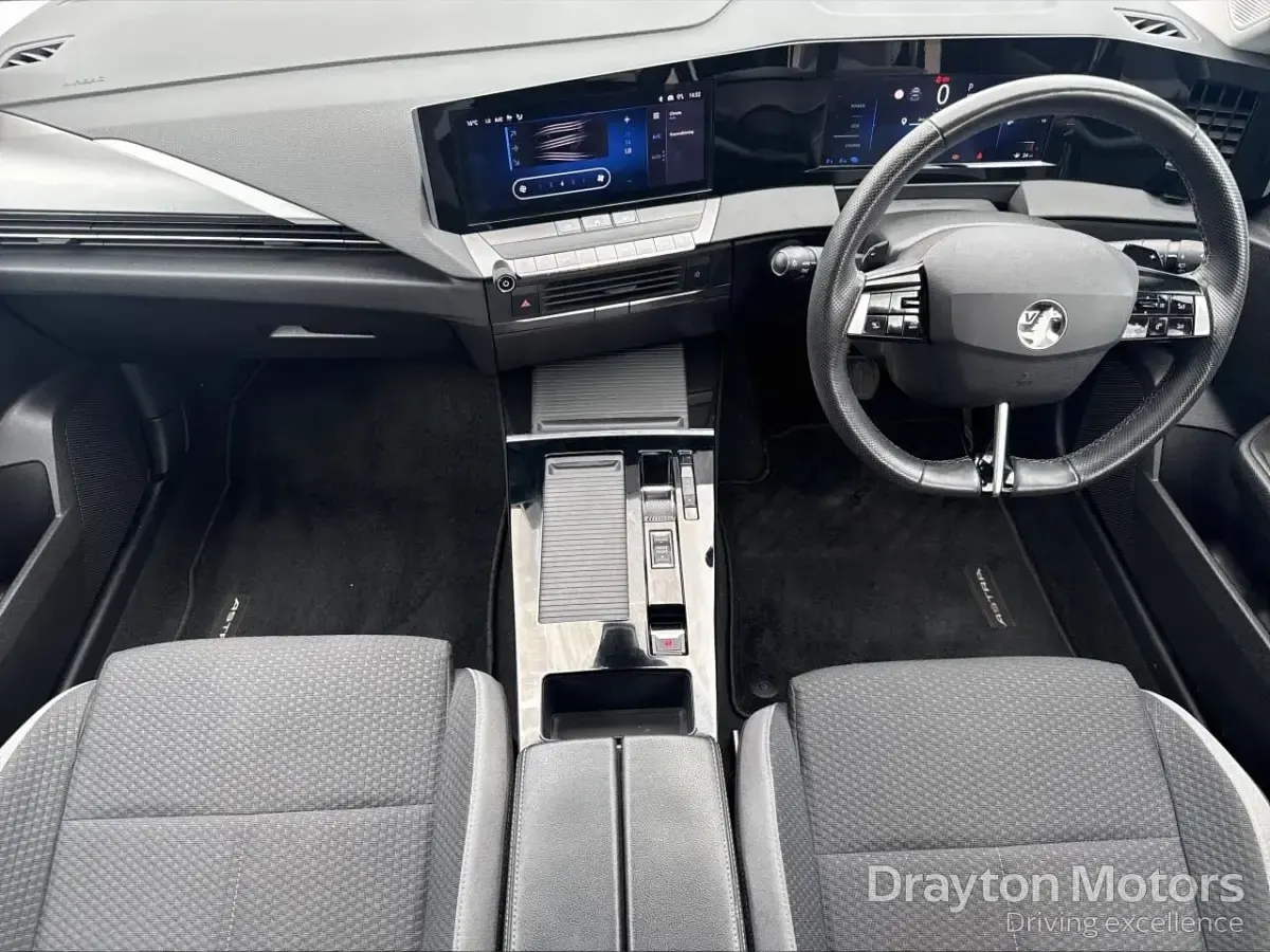 Used Vauxhall Astra Design Edition 2023 Black Hatchback
