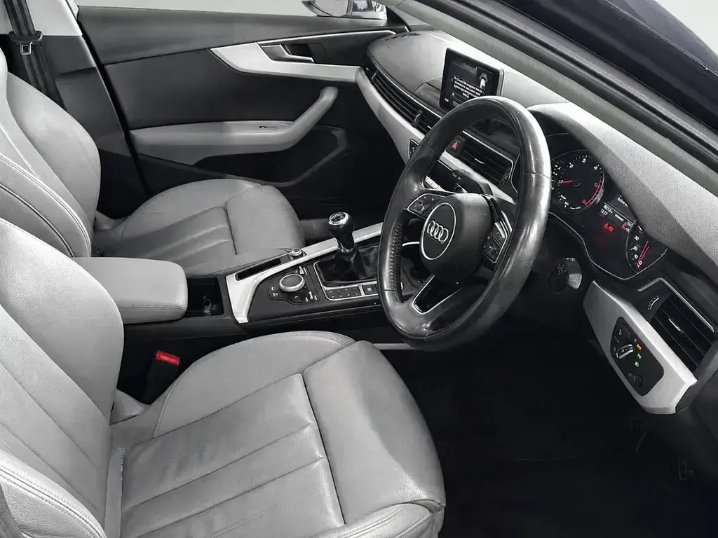 Used Audi A4 Sport 190 HP (139 kW) 2018 Black Sedan