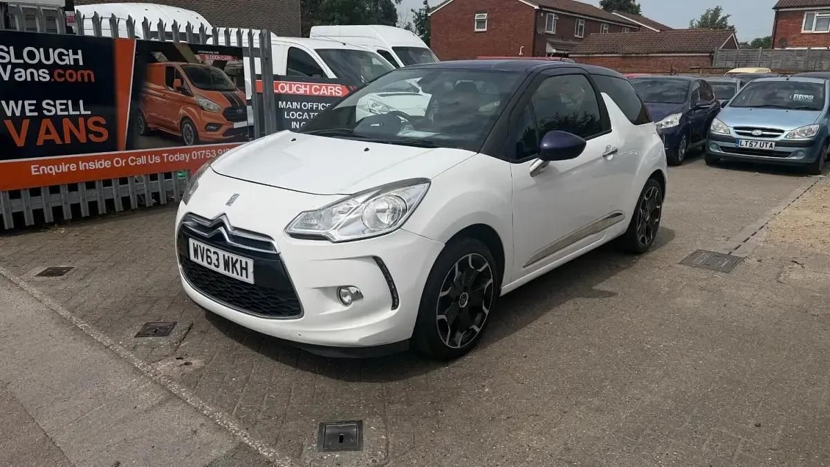 Used Citroën DS3 2013 White Hatchback