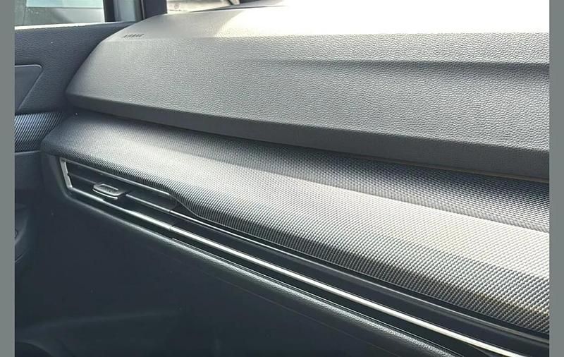 Used VW Golf VIII GTI 261 HP (191 kW) 2025 Blue Hatchback