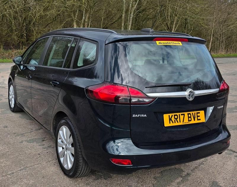 Used Vauxhall Zafira Design Edition 2017 Green MPV