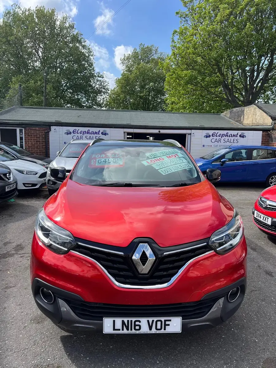 Used Renault Kadjar Signature 130 HP (95 kW) 2016 Red SUV